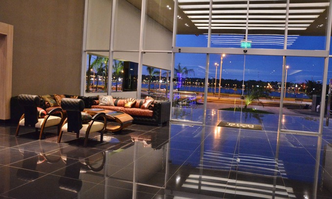 Encarnacion Hotel | Savoy Hotel Encarnación