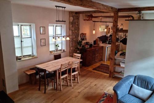 Mußbach Wohnung | Schöne Ferienwohnung mit Kamin