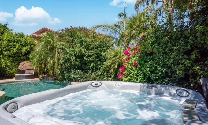 Arabian Crest Haus | Scottsdale Escape - Pool, Spa, Firepit, & Pool Table