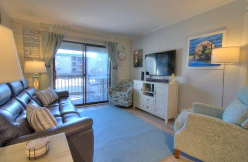 Cherry Grove Beach Haus | Sea Cabin on the Ocean - 146