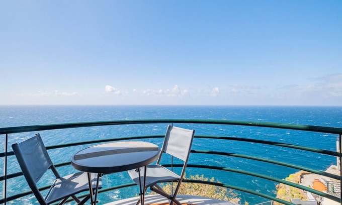 Camara de Lobos Wohnung | Sea View - By Wehost