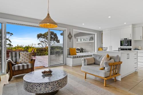 Spring Beach Haus | Sea views at Spring Beach Tasmanias East Coast