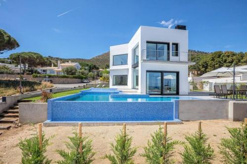 Port de la Selva Haus | Sea views in Cap de Creus - Free WIFI - LUMEN HOUSE