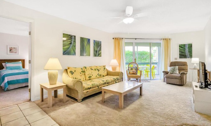 New Smyrna Beach Wohnung | Sea Wood Coastal Hide Away