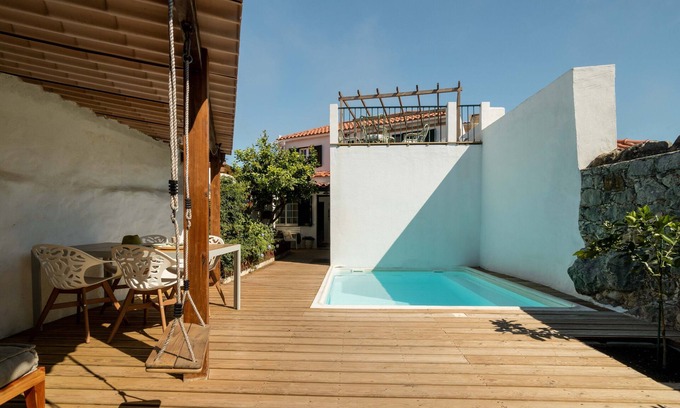 Cascais Haus | SEA´YA Villa Areia with swimming pool and 5 minutes from the beach
