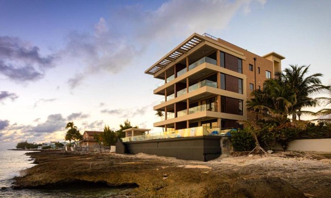 Northwest Point Wohnung | SeaDreams Boutique Oceanfront Condos by Grand Cayman Villas & Condos