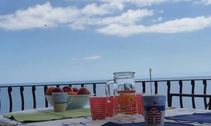 Lipari Historic Centre Wohnung | Studio mit Blick auf das Meer in Le Terrazze nahe dem Zentrum von Lipari