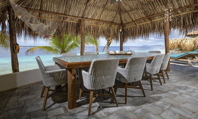 Hato Villa | Villa am Meer mit wunderschönem tropischen Garten 2 - 10 Personen