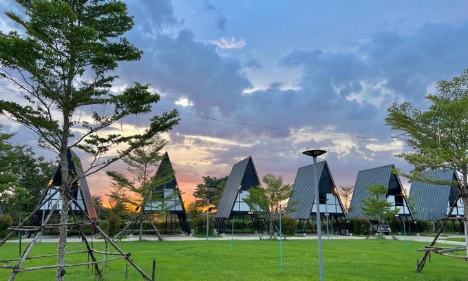 Phon Hotel | Sean Sawat Resort 2