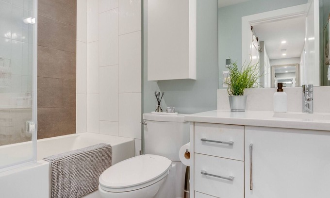 Brentwood Bay Wohnung | Seas the Bay Oceanview Suite