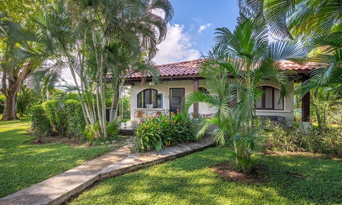 Potrero Wohnung | Seas the Day: Tranquil Retreat in Playa Potrero