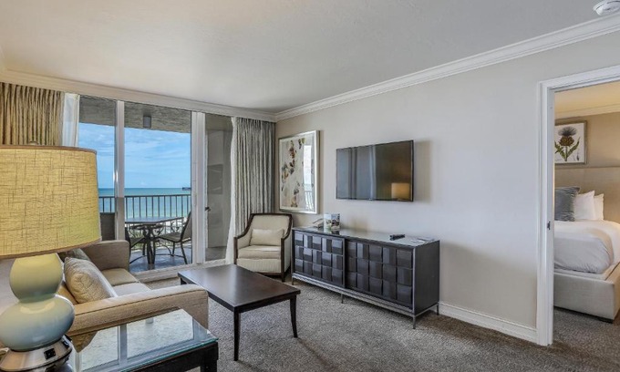 Marco Island Wohnung | Seashells and Sunshine Marco Beach Ocean Resort 1105