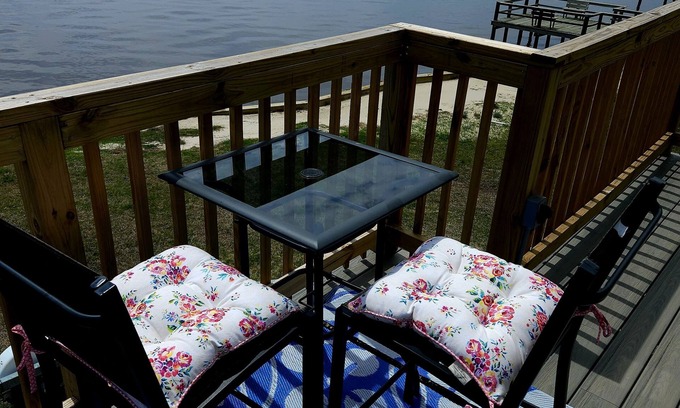 Edenton Wohnung | Seaside Serenity on the Sound