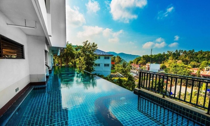 Karon Wohnung | Seaview apartment Karon beach, rooftop pool SS410