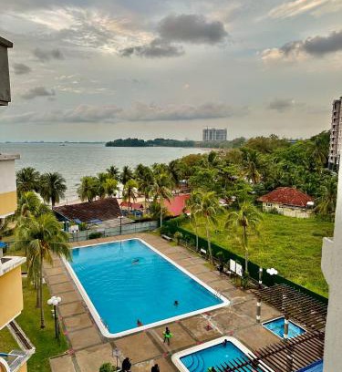 Tanjung Tanah Merah Wohnung | Seaview Seri Bulan PD Teluk Kemang Homestay
