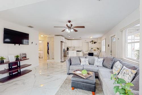 Pompano Beach Haus | Seaview Suite