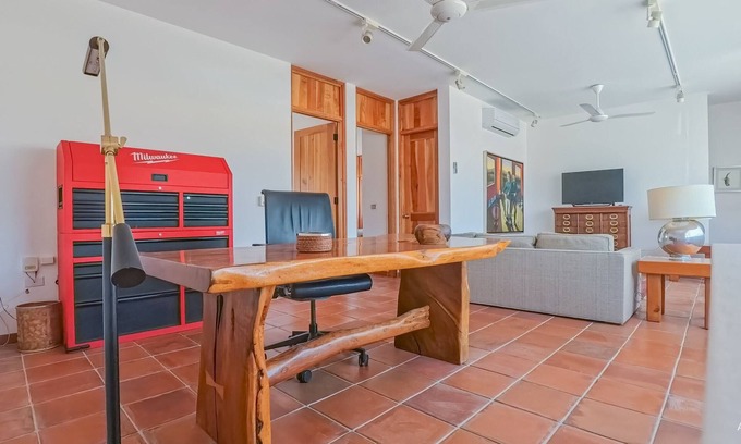 Esterito Haus | Terrace, Partial Sea View, Parking & Near Malecon