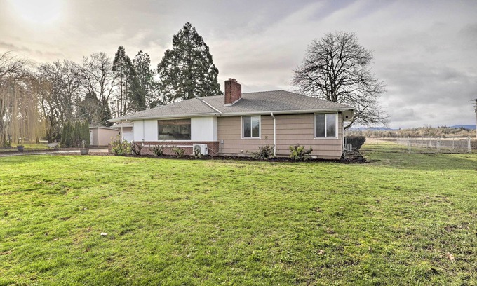 Albany Haus | Secluded Albany Escape, Pet Friendly w/ Fee