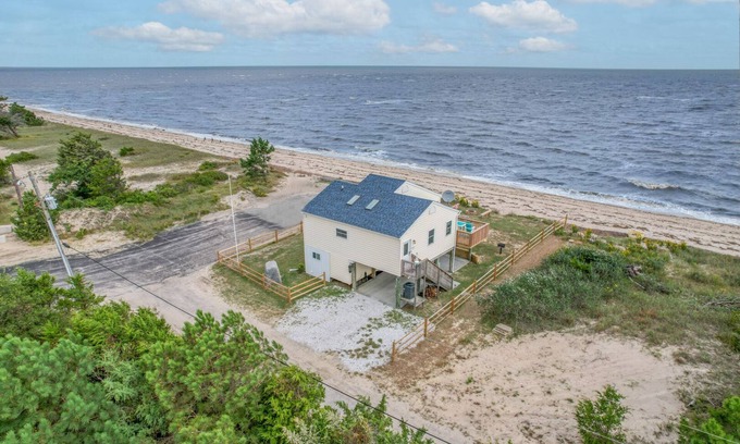 Milford Haus | Secluded Beach home with amazing views.