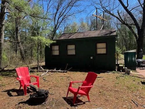 Arkdale Haus | Secluded Cabin Getaway in Arkdale