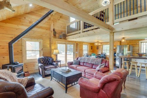 Bigfork Haus | Secluded Cabin with Mtn Views about 33 Mi to Bigfork!