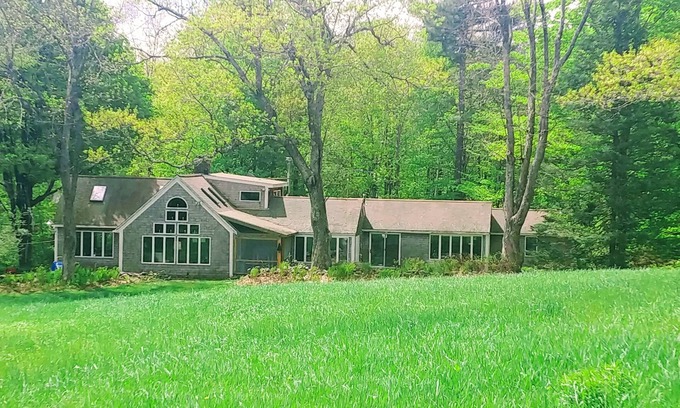 Jaffrey Haus | Ausgedehntes, abgelegenes Gourmand's großes Häuschen am Fuße des Mt. Monadnock