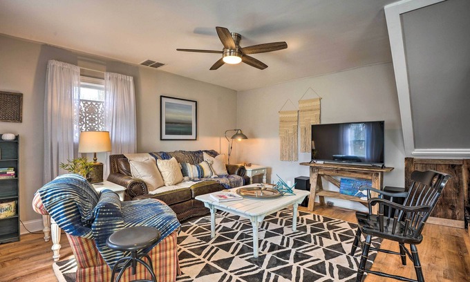 Lothian Haus | Secluded Lothian Farmhouse on 45 Acres w/ Fire Pit