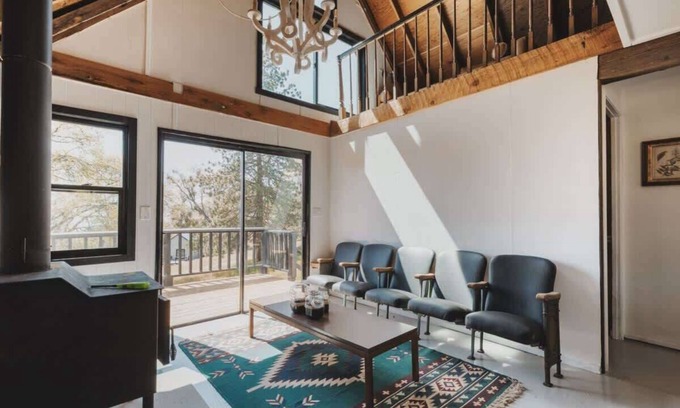 Dunlap Kabine | Secluded rustic 3-bedroom cabin on private land