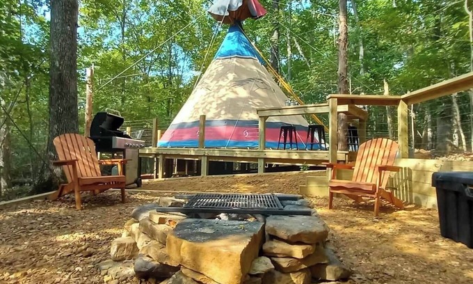Ozark Wohnmobilvermietung | Secluded Tipi {Teepee} In The Shawnee National Forest