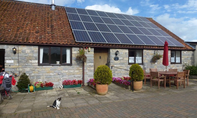 Lower Godney Hütte | Cottage-Ensuite-Swallow Barn