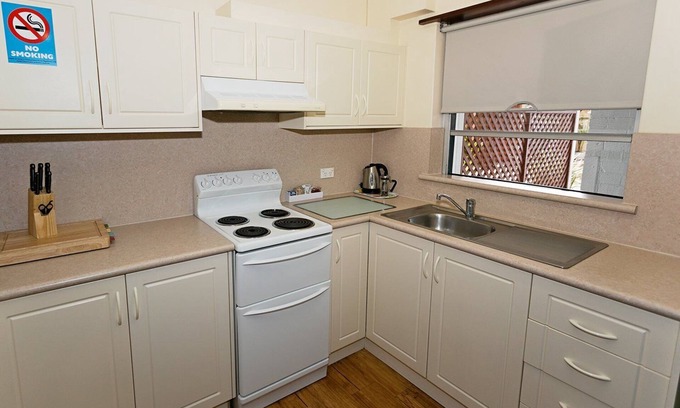 Mount Clarence Wohnung | Dolphin Lodge 3 Schlafzimmer 1 Badezimmer Selbstversorger-Apartment