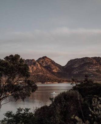 Coles Bay Haus | Sentinel at Freycinet