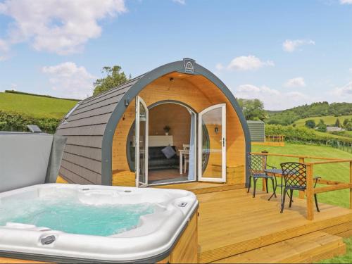 Llandrindod Wells Haus | Seren