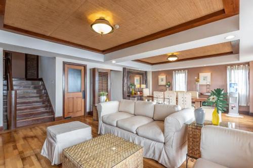 Luzon Wohnung | Serene Escape in Tagaytay Highlands