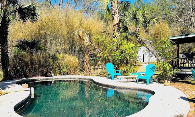 Covington Haus | Serene house in charming Covington