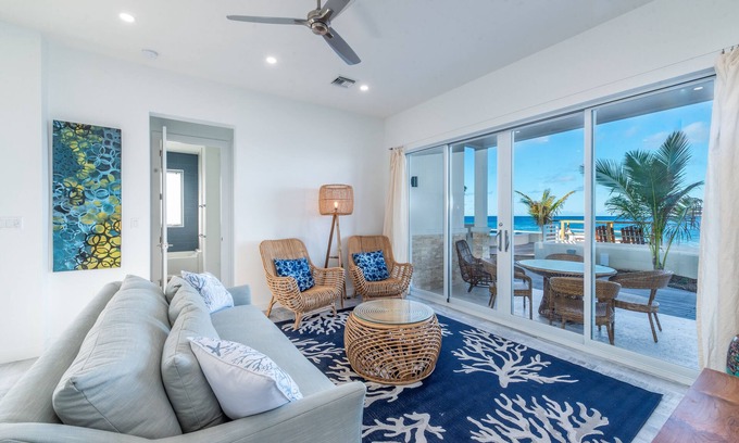 Northwest Point Eigentumswohnung | Serene Two bedroom Condo with Stunning Sunsets