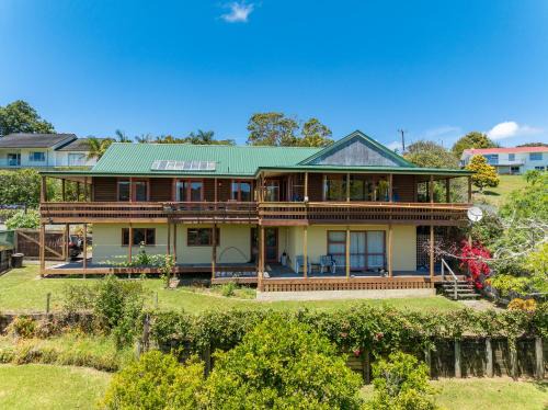 Mangonui Haus | Serenity Hills - Mangonui Holiday Home