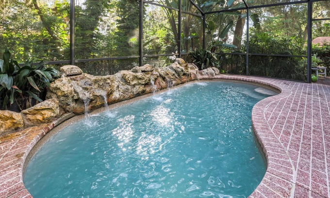 Eustis Haus | Serenity just 30 minutes from Orlando/ 2434 Fairway ave Eustis Fl