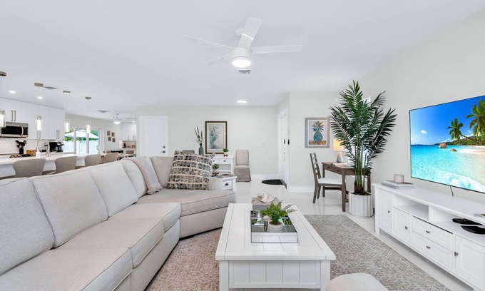 Delray Beach Haus | Serenity Sands Delray Beach Oasis - Modern Getaway!