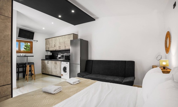Koum Kapi Haus | Serenity studio in the heart of Chania