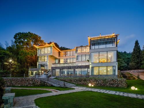 Wulingyuan Haus | Serenity Valley - Zhangjiajie National Forest Park