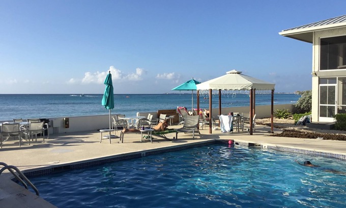 Seven Mile Beach Eigentumswohnung | Seven Mile Beachfront Condo in Schnorchel / Scuba Paradise