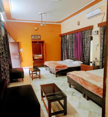 Faizabad Wohnung | Shantiniketan 4BHK Comfortable Family Stay in Ayodhya