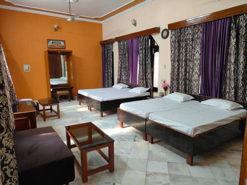 Faizabad Wohnung | Shantiniketan - Comfortable Stay in Ayodhya