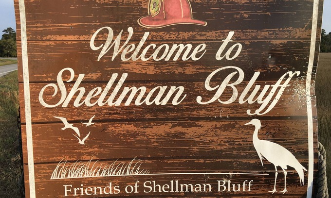 Shellman Bluff Haus | Shellman Bluff Village Home: Ideal location,3 bedrm,2 bath,lg porch,boat shed