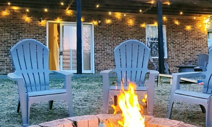 Luray Haus | Shenandoah Views 15 Mins To Park & Luray Caverns 3 Bedroom Home by RedAwning