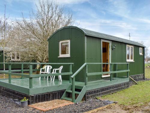 Five Oak Green Haus | Shepherds Hut 1 At Laddingford - Uk32531