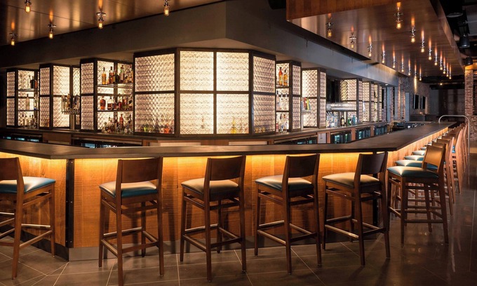 Mesa Grande Hotel | Sheraton Mesa Hotel at Wrigleyville West