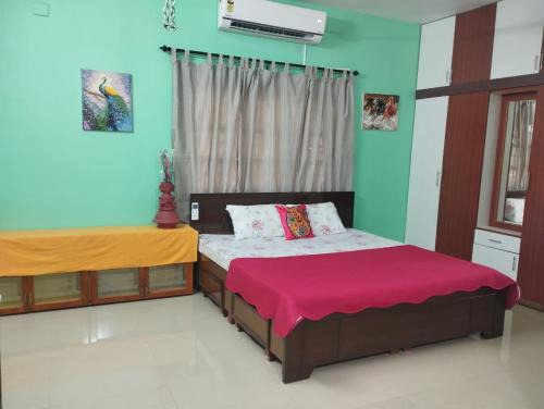 Vadavalli Haus | SHI's Isha Homestay in Coimbatore