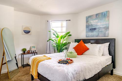 Victorian Village Haus | Short North Convention Private Parking Pets